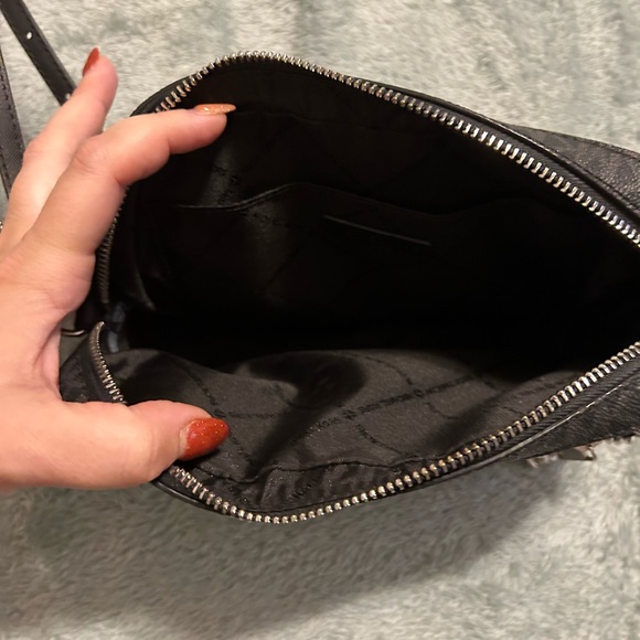 Michael Kors Crossbody Purse - Picture 4 of 6